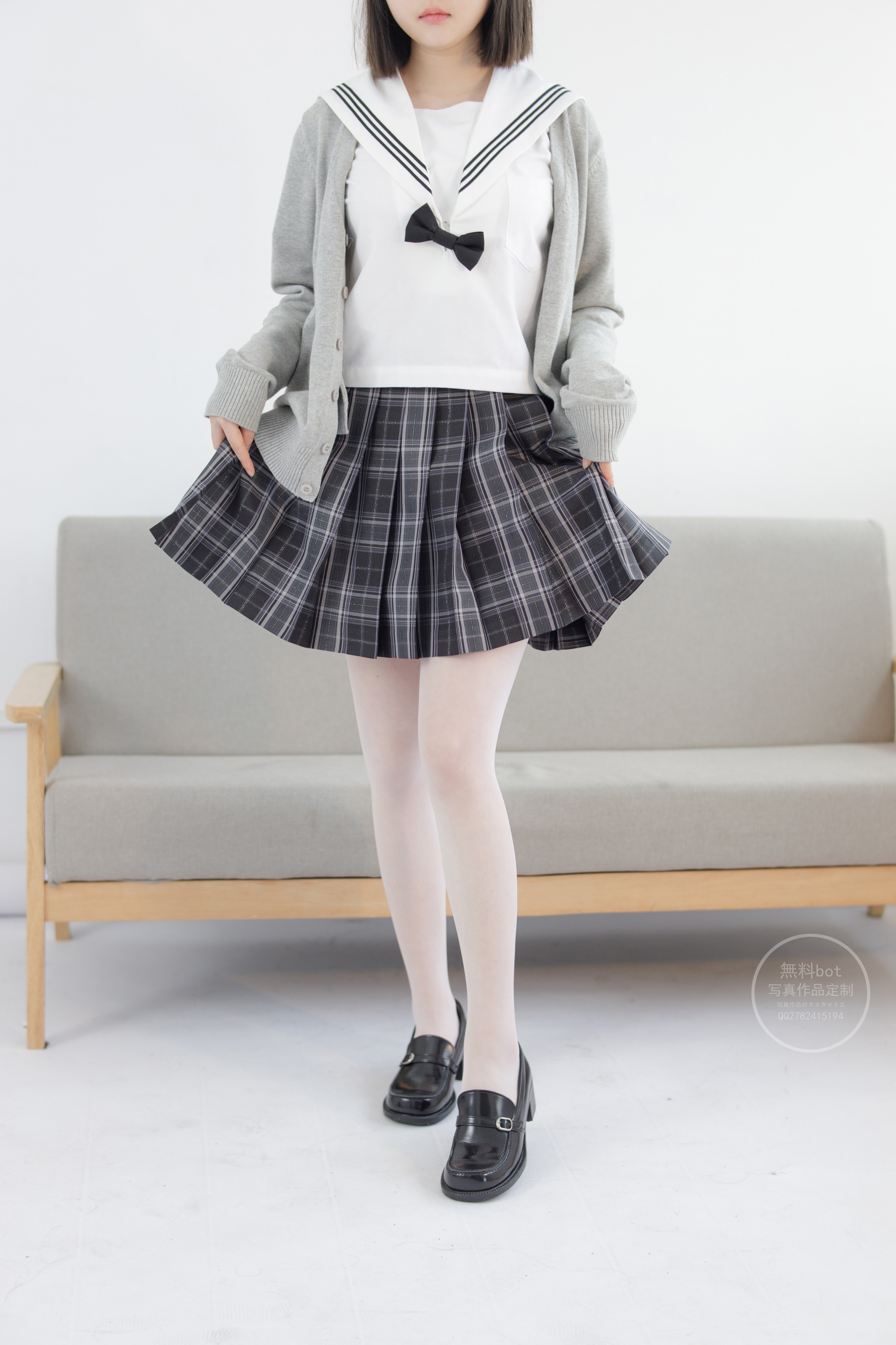 森萝财团 - NO.028 写真 有料 匿名 美少女的白丝JK制服 [101P]-XikXak